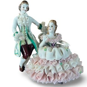 Dresden Lace Ireland Couple Figurine